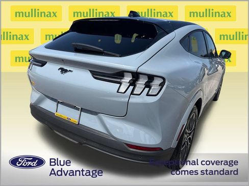 Used 2025 Ford Mustang Mach-E Premium RWD image 4
