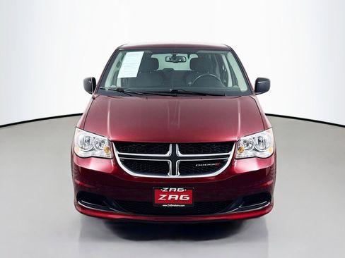 Used 2018 Dodge Grand Caravan SE w/ UConnect Hands-Free Group image 8