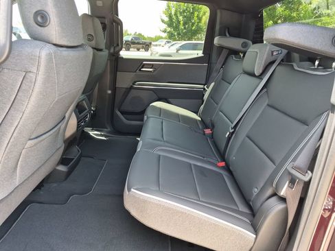 New 2026 GMC Sierra EV Elevation w/ LPO, Elevation Dark Package AWD/4WD image 33