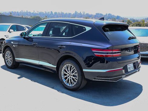 Used 2025 Genesis GV80 2.5T Standard AWD/4WD image 6