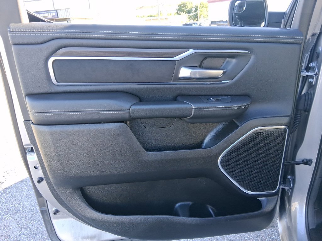 Used 2026 RAM 1500 Laramie AWD/4WD image 14