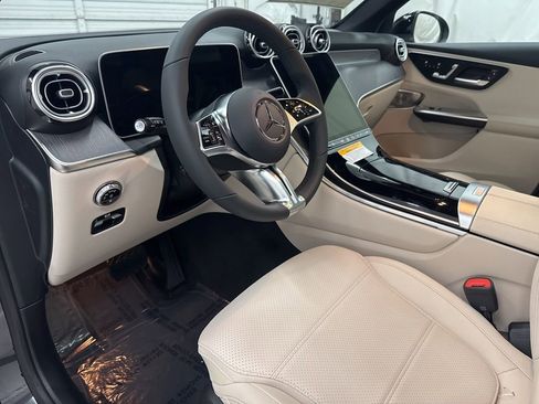 Used 2026 Mercedes-Benz GLC 300 GLC 300 image 12