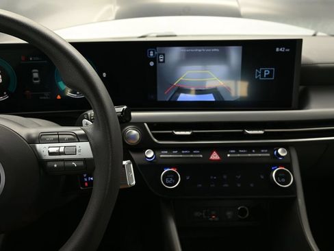 Used 2025 Hyundai Sonata SEL FWD image 27