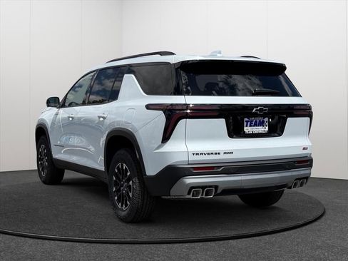 New 2026 Chevrolet Traverse Z71 AWD/4WD image 4