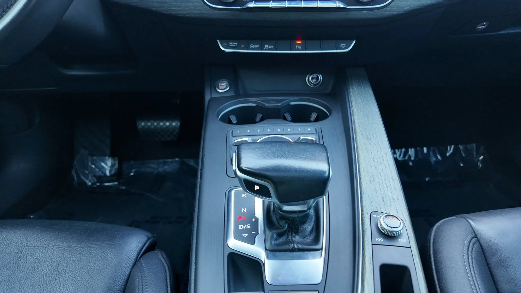 Used 2018 Audi A5 2.0T Premium Plus w/ Premium Plus AWD/4WD image 35