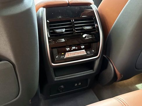 New 2026 BMW X5 xDrive40i w/ Executive Package AWD/4WD image 16
