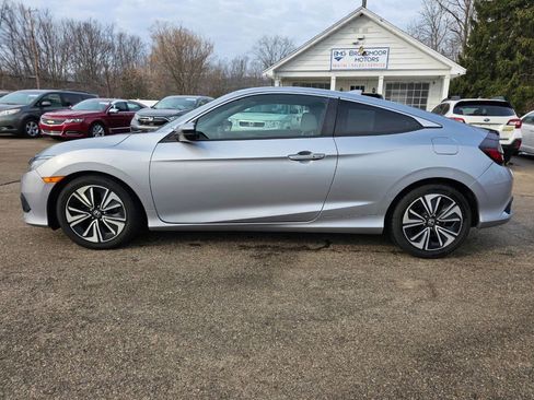 Used 2017 Honda Civic EX-T image 2
