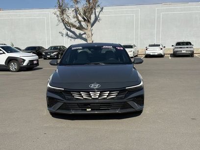 Certified 2025 Hyundai Elantra Limited