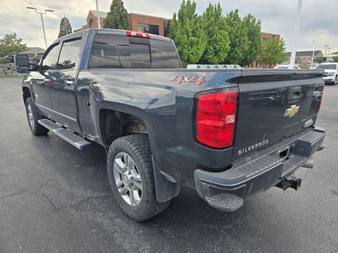 Used 2019 Chevrolet Silverado 2500 High Country w/ Duramax Plus Package AWD/4WD image 7