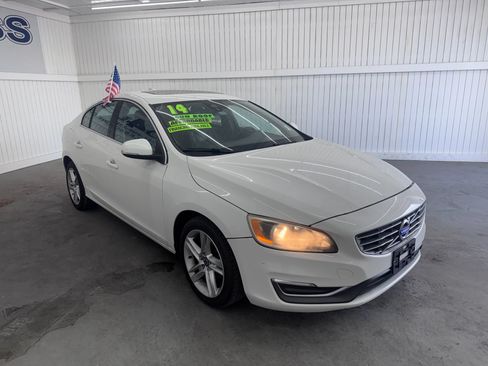 Used 2015 Volvo S60 T5 Premier FWD image 3