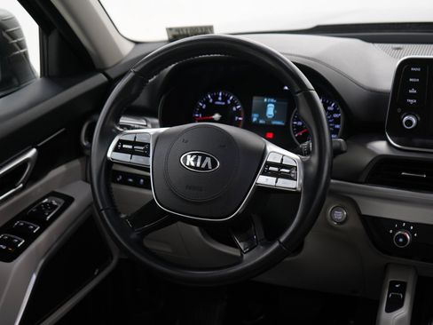 Used 2020 Kia Telluride S w/ S 8 Passenger Seating Package AWD/4WD image 14