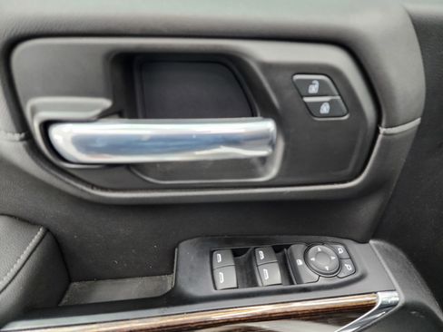 Used 2019 GMC Sierra 1500 SLE image 35