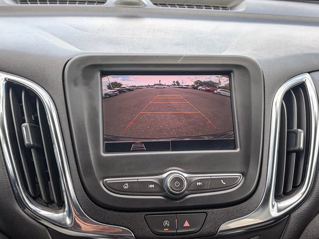 Used 2024 Chevrolet Equinox LT AWD/4WD image 46