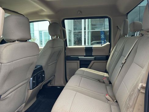 Used 2017 Ford F250 XLT w/ XLT Value Package AWD/4WD image 10