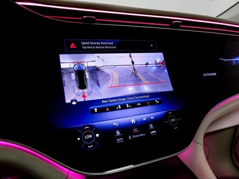 Used 2023 Mercedes-Benz EQS 580 4MATIC SUV image 34