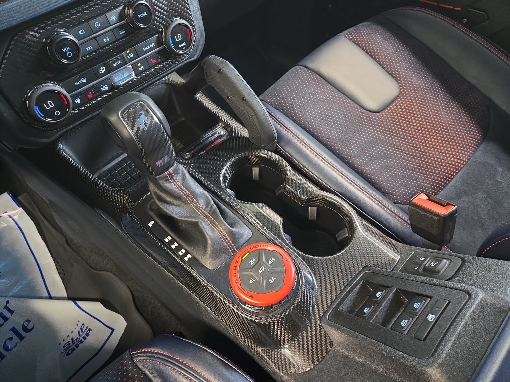 Used 2024 Ford Bronco Raptor w/ Interior Carbon Fiber Pack 6 AWD/4WD image 25