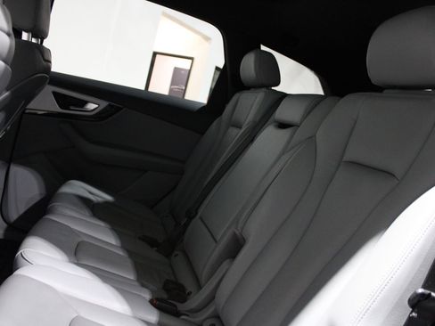 Used 2019 Audi Q7 2.0T Premium w/ Convenience Package image 15