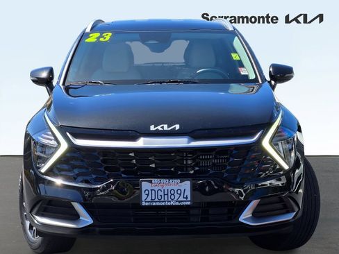 Used 2023 Kia Sportage EX AWD/4WD image 2