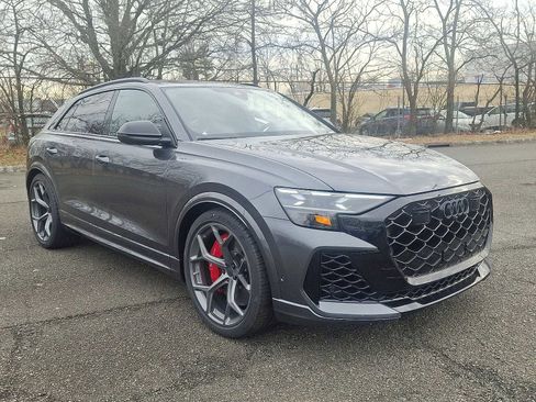 New 2026 Audi RS Q8 performance image 10