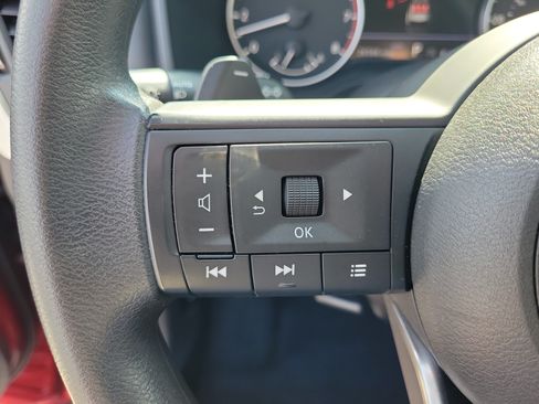 Certified 2024 Nissan Rogue SV AWD/4WD image 18