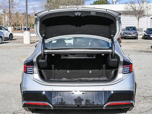 New 2025 Hyundai Sonata Limited image 30