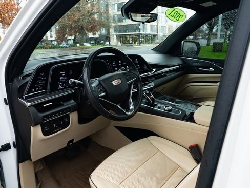 Used 2021 Cadillac Escalade ESV Premium Luxury w/ Driver Assist Tech Package image 22