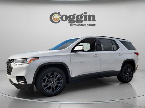 Used 2020 Chevrolet Traverse RS image 1