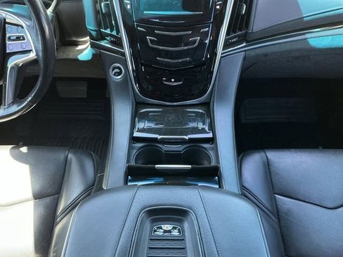Used 2018 Cadillac Escalade ESV Platinum AWD/4WD image 15