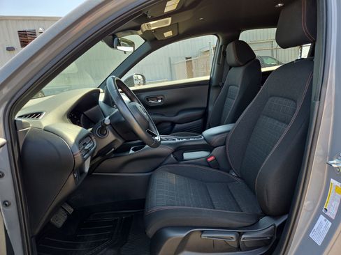 Used 2024 Honda HR-V Sport image 10