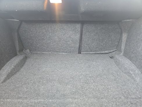 Used 2015 Dodge Challenger SXT w/ Sound Group image 81