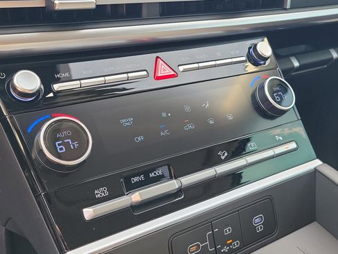 New 2026 Hyundai Santa Fe SE image 28