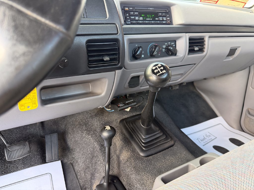 Used 1997 Ford F350 4x4 Regular Cab image 14