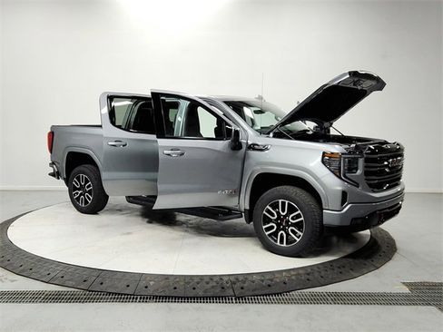 New 2026 GMC Sierra 1500 AT4 w/ AT4 Premium Package image 9