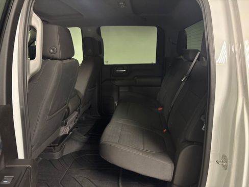 Used 2022 Chevrolet Silverado 2500 Custom w/ Custom Convenience Package image 28