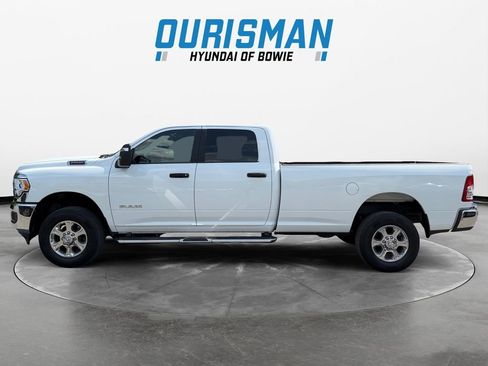 Used 2024 RAM 2500 Big Horn AWD/4WD image 3