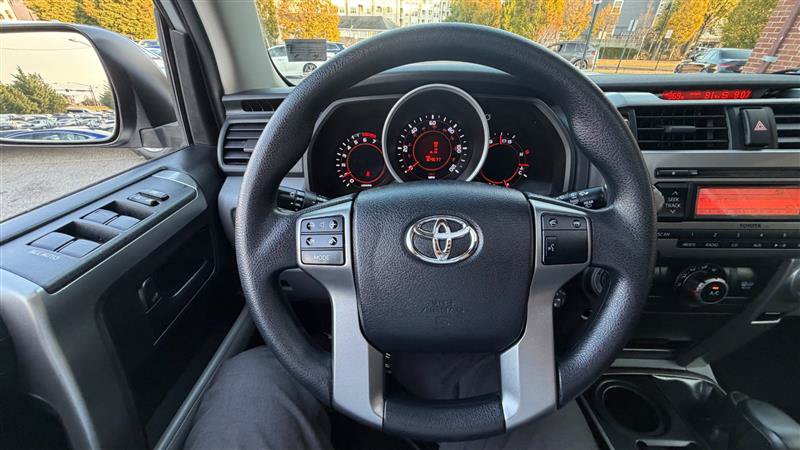 Used 2011 Toyota 4Runner Trail AWD/4WD image 34