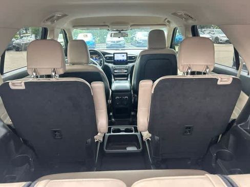 Used 2020 Ford Explorer XLT w/ Equipment Group 202A RWD image 25