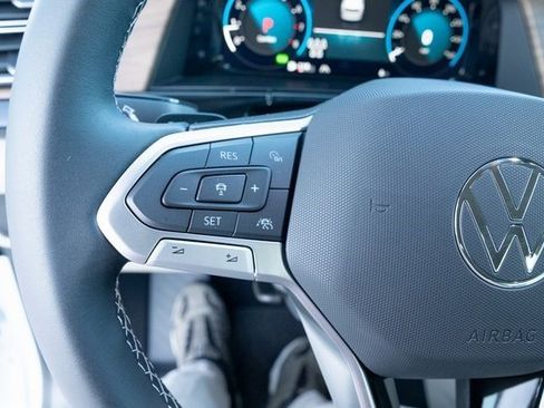 New 2026 Volkswagen Atlas SE image 22