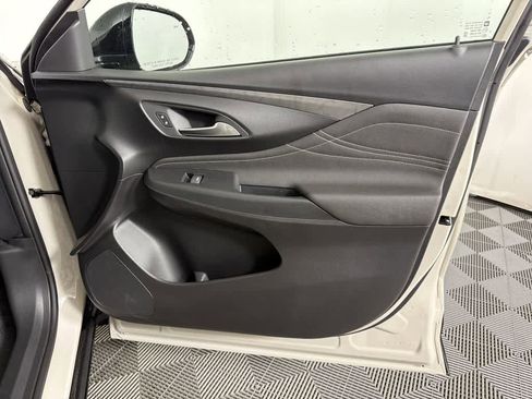 New 2026 Buick Envista Sport Touring w/ Studio Series image 23