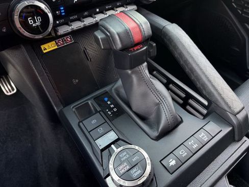 Used 2025 Toyota 4Runner TRD Pro AWD/4WD image 19
