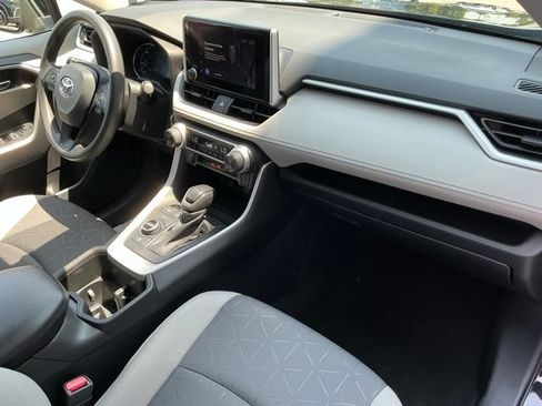 Used 2024 Toyota RAV4 XLE w/ Convenience Package AWD/4WD image 17