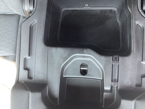 Used 2025 RAM 1500 Big Horn image 33