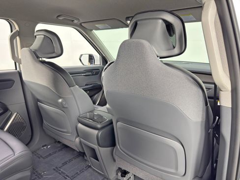 Used 2024 Kia EV9 Light Long Range image 38