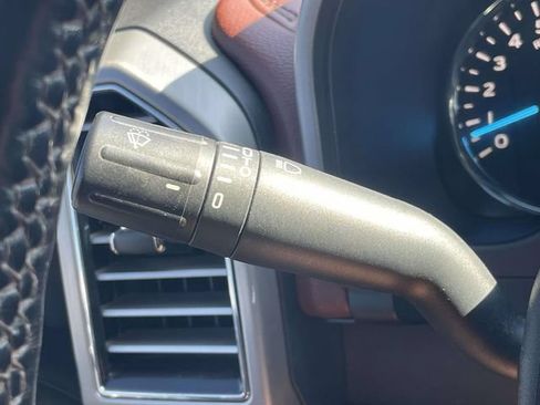Used 2020 Ford F150 Platinum w/ Equipment Group 701A Luxury AWD/4WD image 23