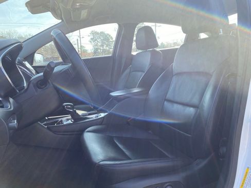 Used 2024 Chevrolet Malibu LT image 10