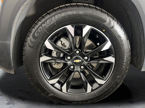 Used 2023 Chevrolet TrailBlazer LT AWD/4WD image 46