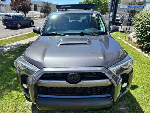 Used 2016 Toyota 4Runner Trail Premium AWD/4WD image 11