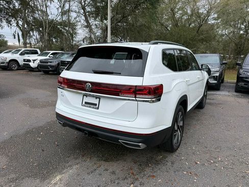 Used 2025 Volkswagen Atlas SE image 10