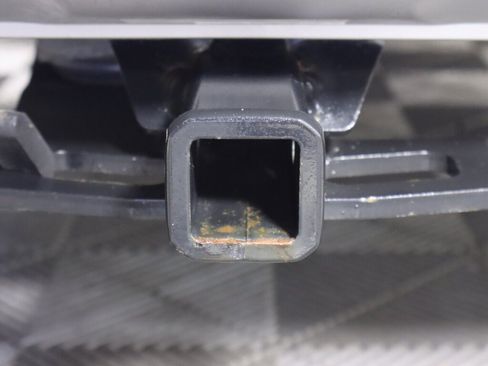Used 2021 Hyundai Venue SEL FWD image 34
