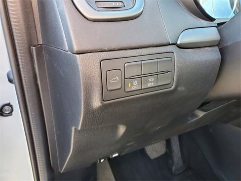 Used 2018 MAZDA CX-9 Touring image 11